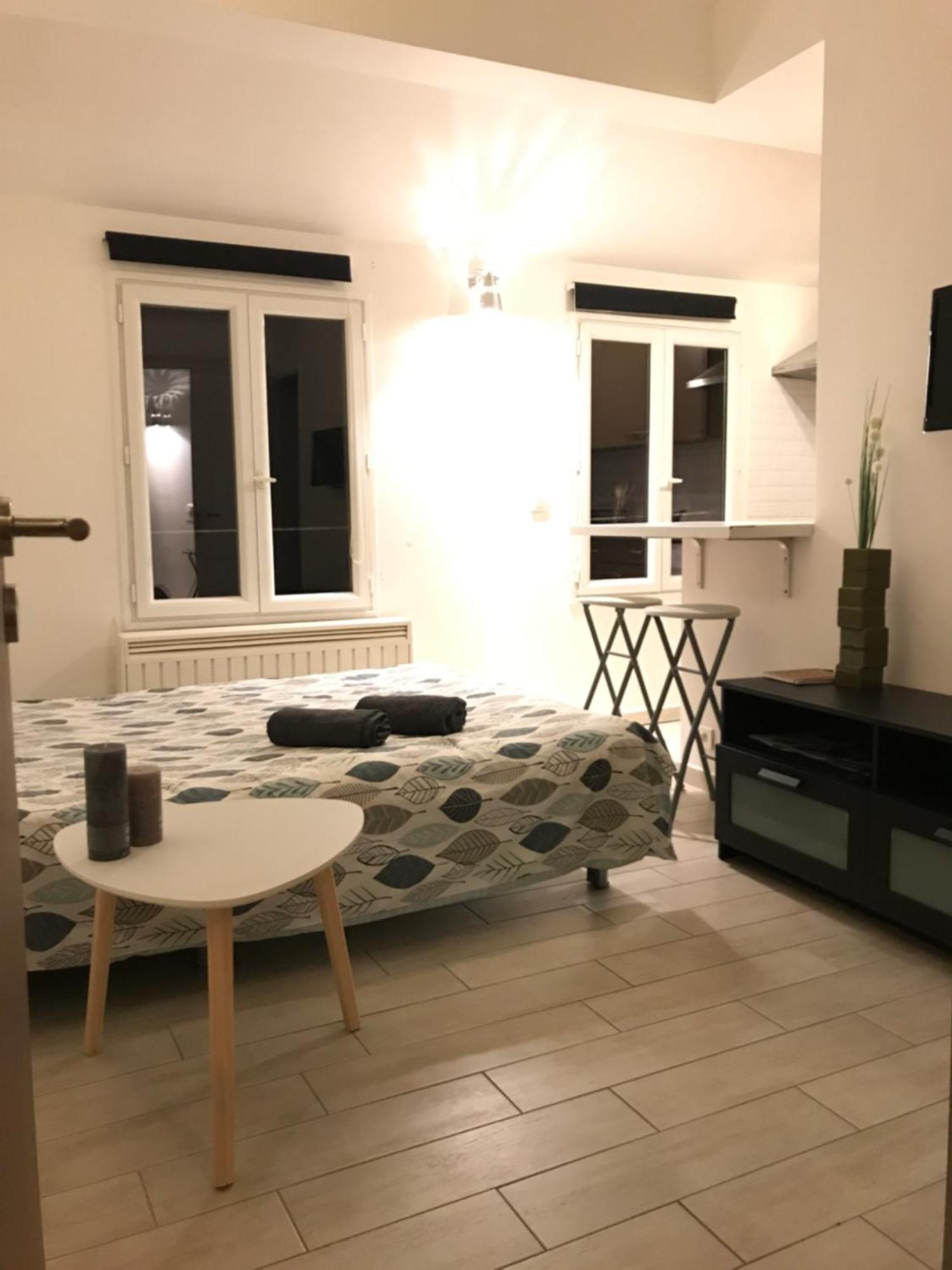 Le Studio - Hyper Centre De Fontainebleau - Proche Insead Luaran gambar